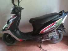 https://riyasewana.com/uploads/tvs-streak-221445024412.jpg