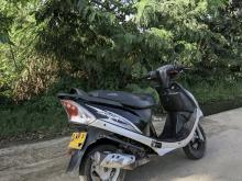 TVS Scooty Streak 2011 Motorbike
