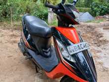 https://riyasewana.com/uploads/tvs-streak-2621321913084.jpg