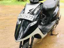 https://riyasewana.com/uploads/tvs-streak-2810542722172.jpg