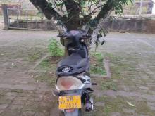 https://riyasewana.com/uploads/tvs-streak-41833586896.jpg
