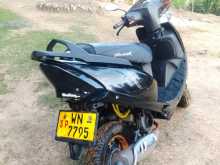 https://riyasewana.com/uploads/tvs-streak-47571013012.jpg