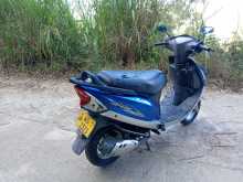 https://riyasewana.com/uploads/tvs-streak-5804074273.jpg