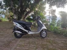 https://riyasewana.com/uploads/tvs-streak-5845056996.jpg