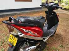 https://riyasewana.com/uploads/tvs-streak-scooty-2417025613813.jpg