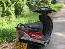 https://riyasewana.com/uploads/tvs-strek-810002813934.jpg