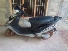 TVS Scooty Streak 2010 Motorbike