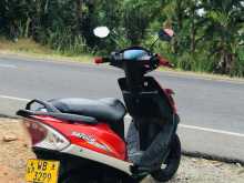 https://riyasewana.com/uploads/tvs-strike-122010422322.jpg