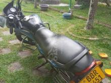 https://riyasewana.com/uploads/tvs-strta-131121091353363.jpg
