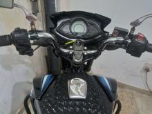 https://riyasewana.com/uploads/tvs-stryker-221052476465.jpg