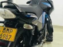 https://riyasewana.com/uploads/tvs-stryker-2713102913702.jpg