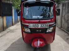 TVS King 2015 Three Wheel