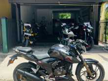 https://riyasewana.com/uploads/tvs-tvs-apache-1013362113583.jpg