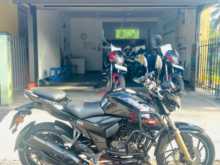 https://riyasewana.com/uploads/tvs-tvs-apache-120404613221.jpg