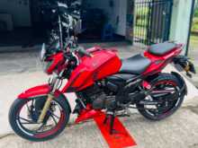 https://riyasewana.com/uploads/tvs-tvs-apache-2219402013833.jpg