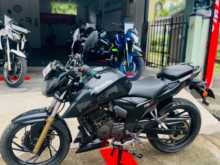 https://riyasewana.com/uploads/tvs-tvs-apache-238020613933.jpg