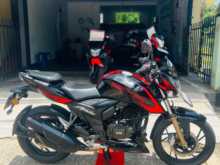 https://riyasewana.com/uploads/tvs-tvs-apache-3022381513193.jpg
