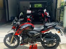 https://riyasewana.com/uploads/tvs-tvs-apache-722124919796.jpg