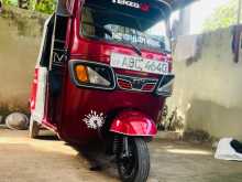 TVS King 2015 Three Wheel