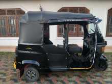 https://riyasewana.com/uploads/tvs-tvs-king-2015-512570012312.jpg