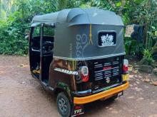 https://riyasewana.com/uploads/tvs-tvs-king-23160438438245.jpg
