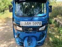 TVS KING 2014 Three Wheel