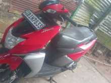 https://riyasewana.com/uploads/tvs-tvs-n-16712584142.jpg