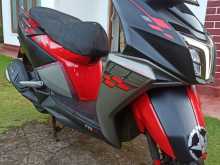 https://riyasewana.com/uploads/tvs-tvs-ntorq-199490314003.jpg