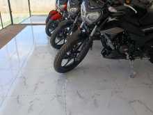 https://riyasewana.com/uploads/tvs-tvs-raider-22935514823.jpg