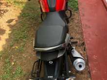 https://riyasewana.com/uploads/tvs-tvs-raider-611004413214.jpg