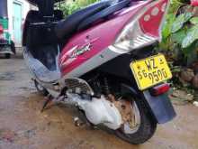 https://riyasewana.com/uploads/tvs-tvs-streak-116344813703.jpg