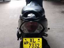 https://riyasewana.com/uploads/tvs-tvs-streak-161844164553.jpg