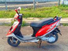 https://riyasewana.com/uploads/tvs-tvs-streak-222150034472.jpg