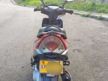 https://riyasewana.com/uploads/tvs-tvs-streak-222150044353.jpg