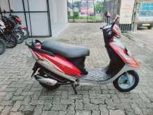 https://riyasewana.com/uploads/tvs-tvs-streak-261626484362.jpg