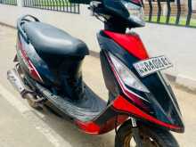 https://riyasewana.com/uploads/tvs-tvs-streak-292058104932.jpg