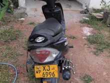 https://riyasewana.com/uploads/tvs-tvs-streck-3021220222732.jpg