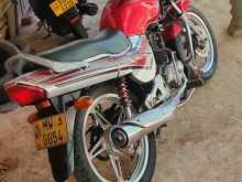 https://riyasewana.com/uploads/tvs-victor-812315613162.jpg