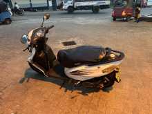 https://riyasewana.com/uploads/tvs-wego-122281022313.jpg
