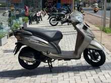 https://riyasewana.com/uploads/tvs-wego-231000451843.jpg