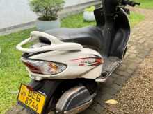 https://riyasewana.com/uploads/tvs-wego-2312241613641.jpg