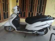 https://riyasewana.com/uploads/tvs-wego-232255314832.jpg
