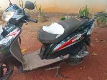 https://riyasewana.com/uploads/tvs-wego-251009504482.jpg