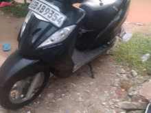 https://riyasewana.com/uploads/tvs-wego-261811294851.jpg
