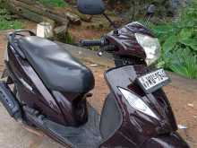 https://riyasewana.com/uploads/tvs-wego-271233434202.jpg