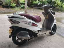 https://riyasewana.com/uploads/tvs-wego-3754454492.jpg