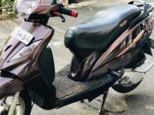 https://riyasewana.com/uploads/tvs-wego-423211413783.jpg