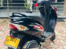 https://riyasewana.com/uploads/tvs-wego-49203822572.jpg