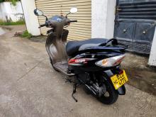 https://riyasewana.com/uploads/tvs-wego-511080419826.jpg