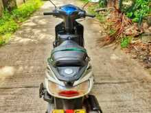 https://riyasewana.com/uploads/tvs-wego-52055004403.jpg